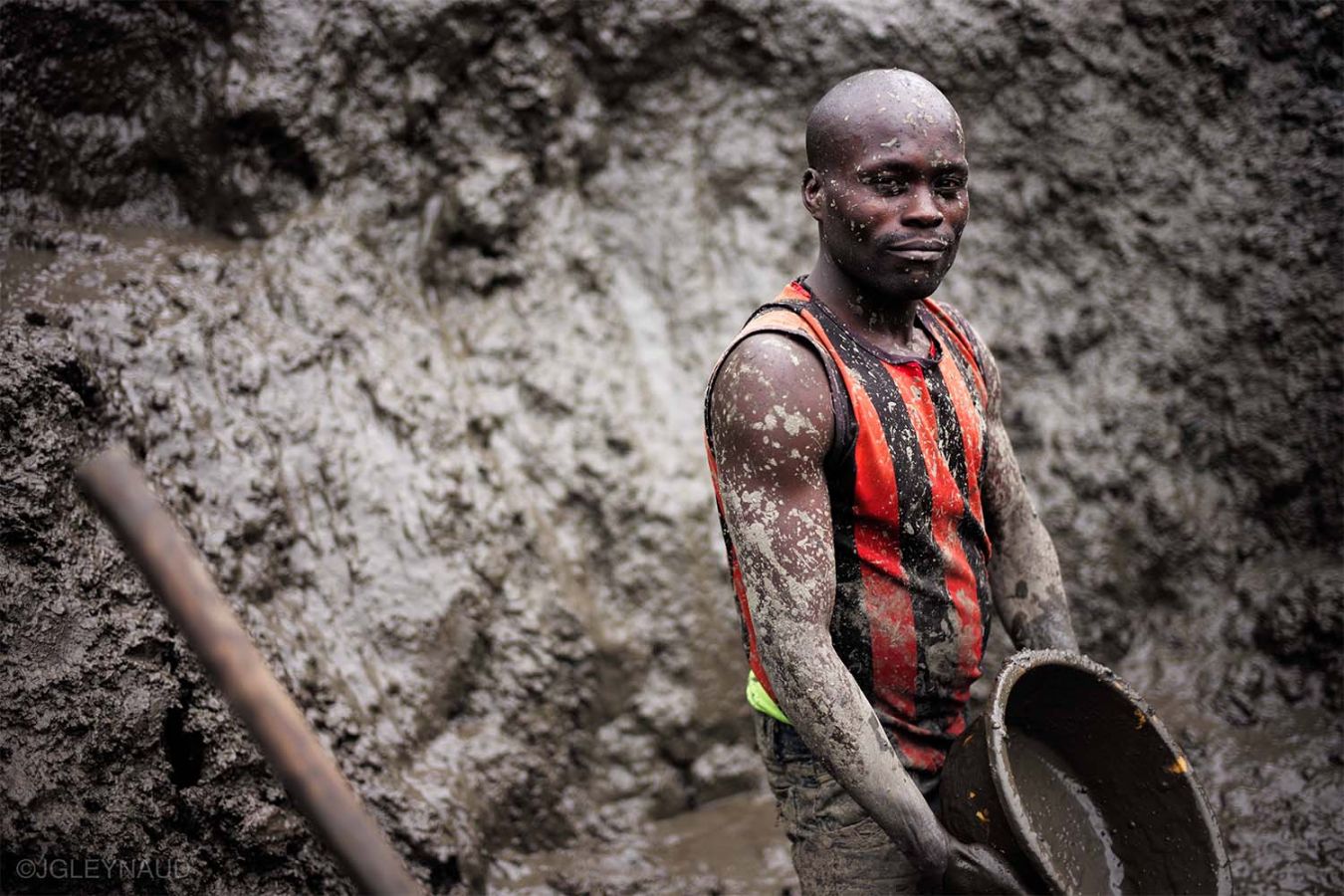 of-mud-and-blood-a-film-by-jean-gabriel-leynaud